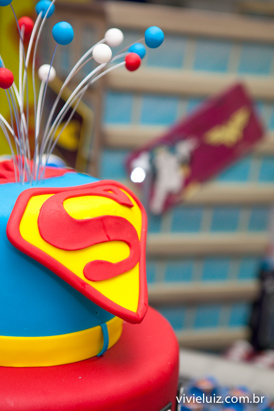 bolo do superman