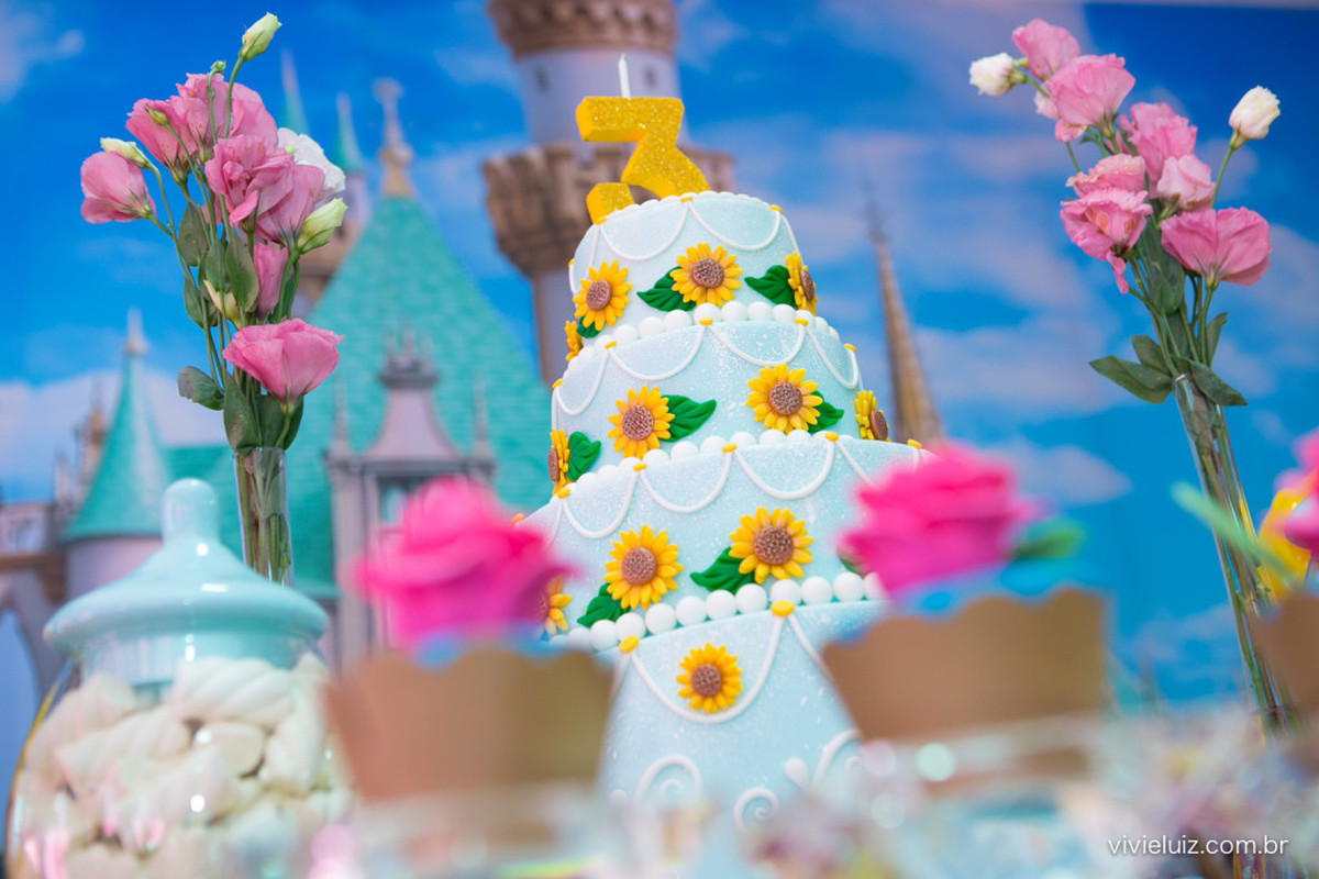 Festa Frozen – mundo fantástico das Festas Criativas