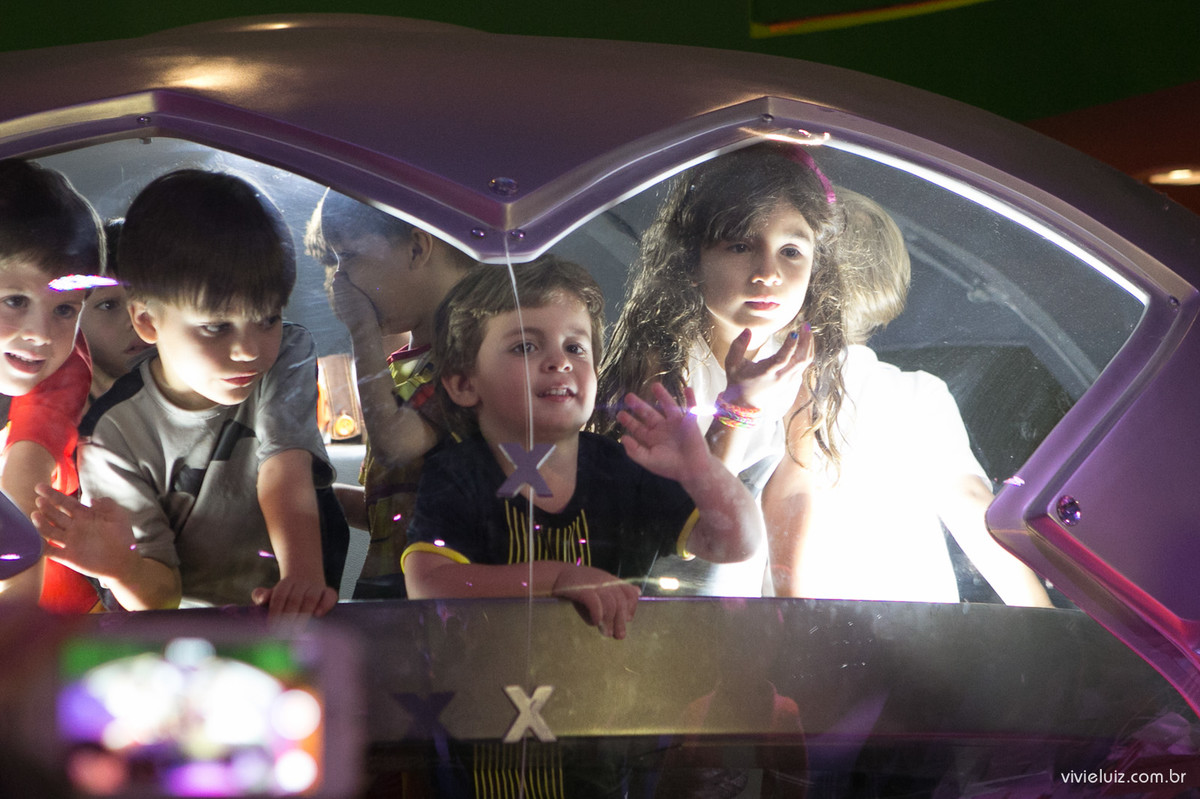 nave da xuxa com as meninas