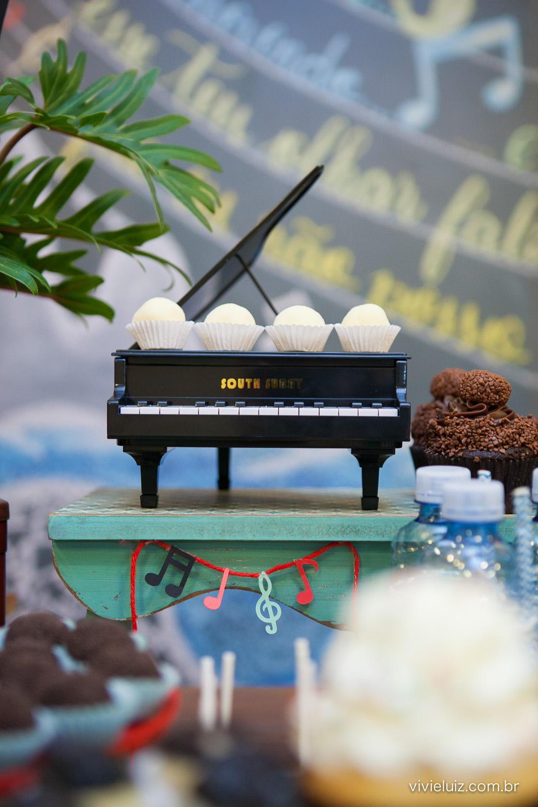 Piano com brigadeiro