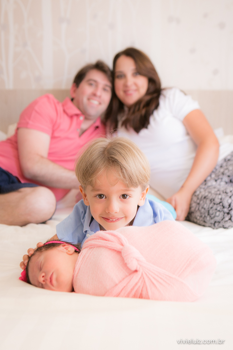 Família toda na cama