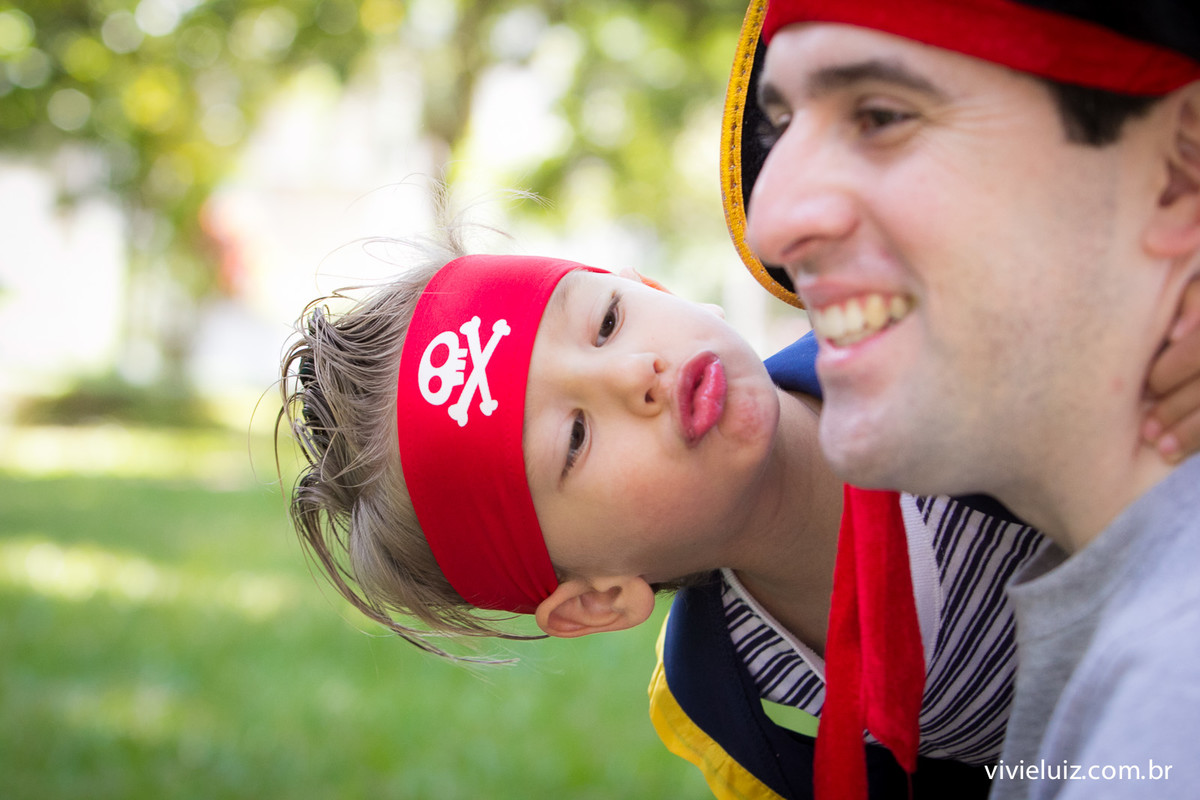 pai e filho de pirata