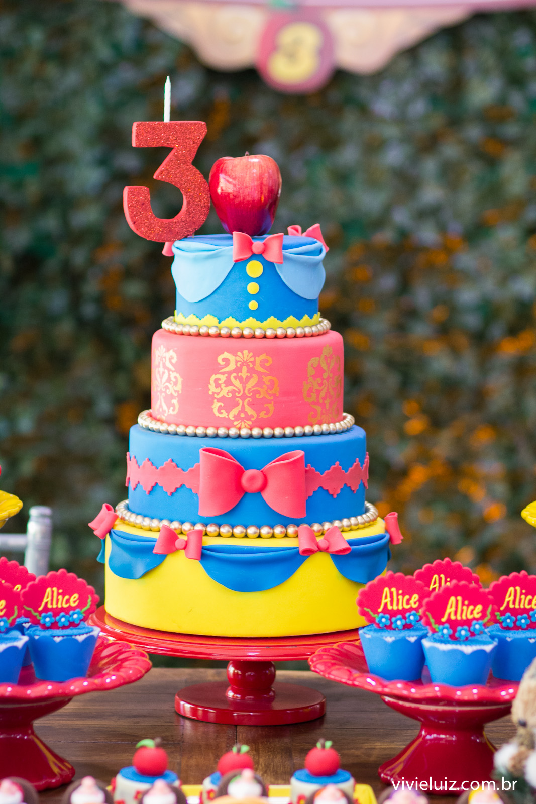 bolo de branca de neve para festa