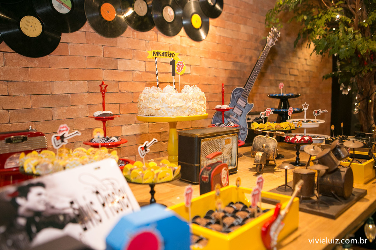 decoracao rock de festa infantil em brasilia com fotos da vivi e luiz fotografias