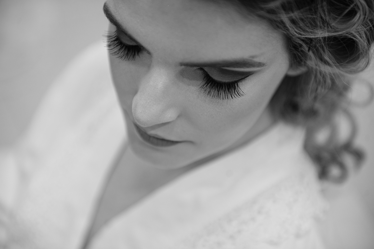 Detalhe da beleza da noiva