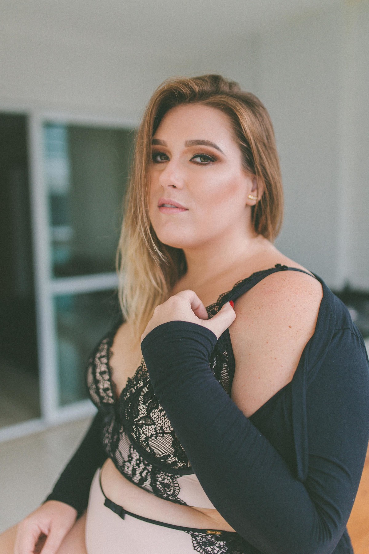Moda vitoria capixaba fotos ensaio leticia froes moda feminina look dia beauty blog girls make loja intimo casa home luz natural vitória portrait retratos femininos plus size lingerie modelo