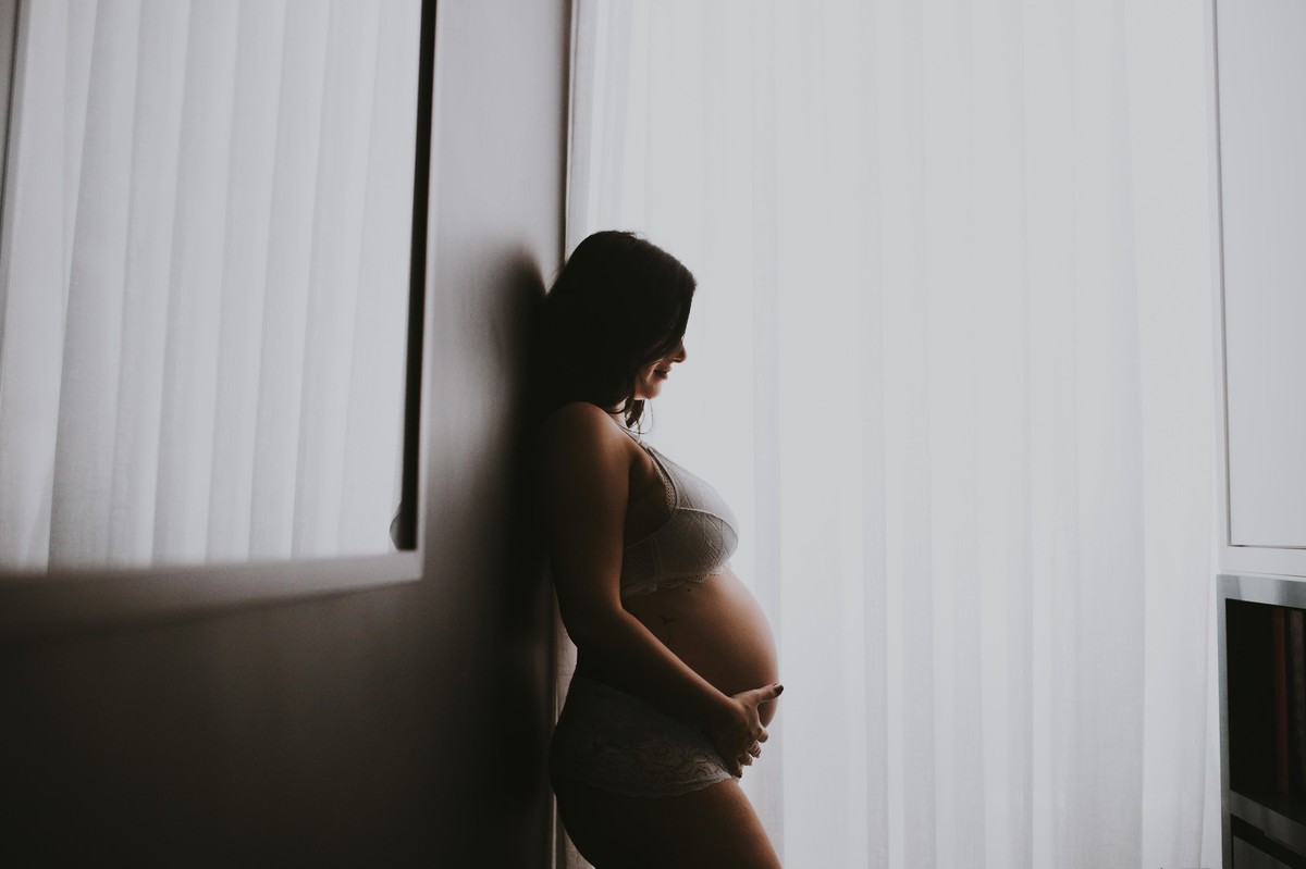 Gestante pregnant ensaio saudável book fotos vitória vila velha roupa leveza bebê gestação neném por sol casal jardim penha fotografo diego zanon funcional