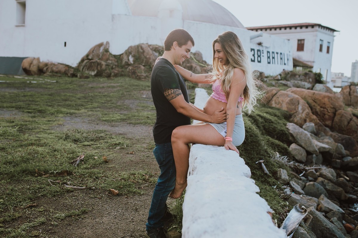 Gestante pregnant ensaio fotografico saudável book fotos vitória vila velha roupa leveza bebê segunda gestação neném fotografa 28 batalhao convento barriga praia