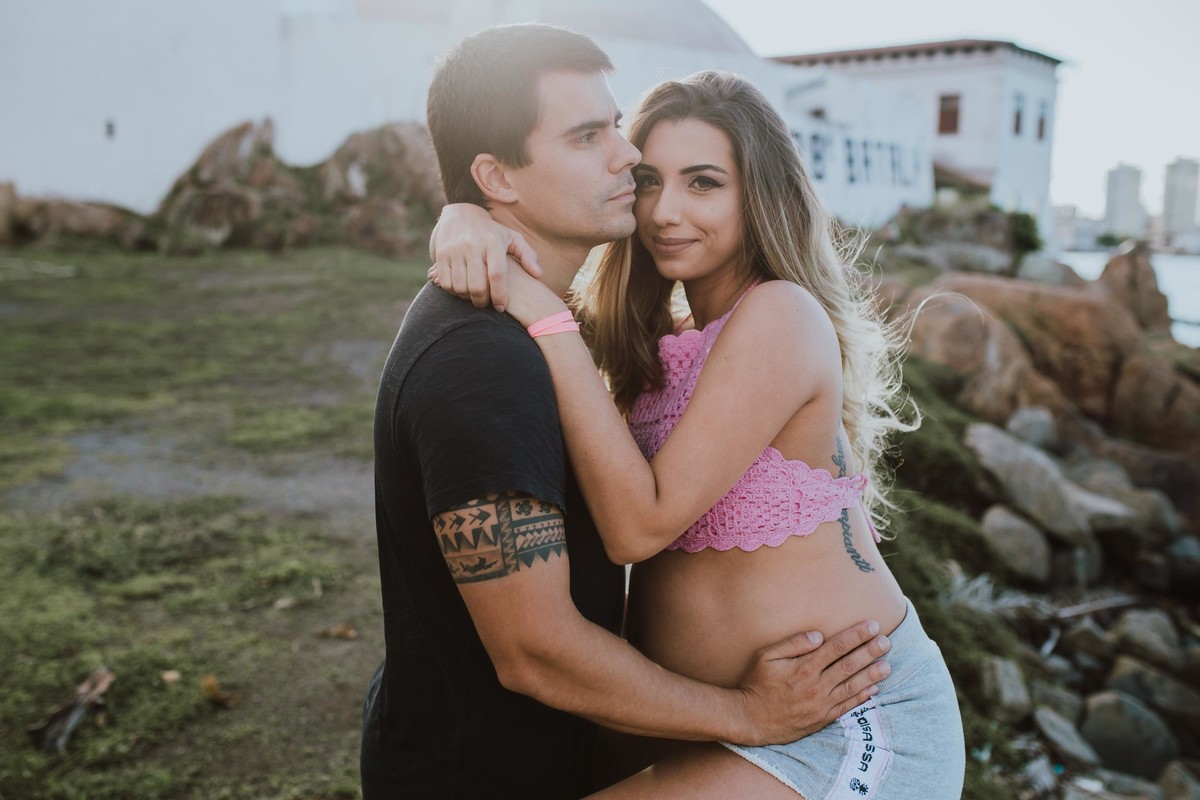 Gestante pregnant ensaio fotografico saudável book fotos vitória vila velha roupa leveza bebê segunda gestação neném fotografa 28 batalhao convento barriga praia