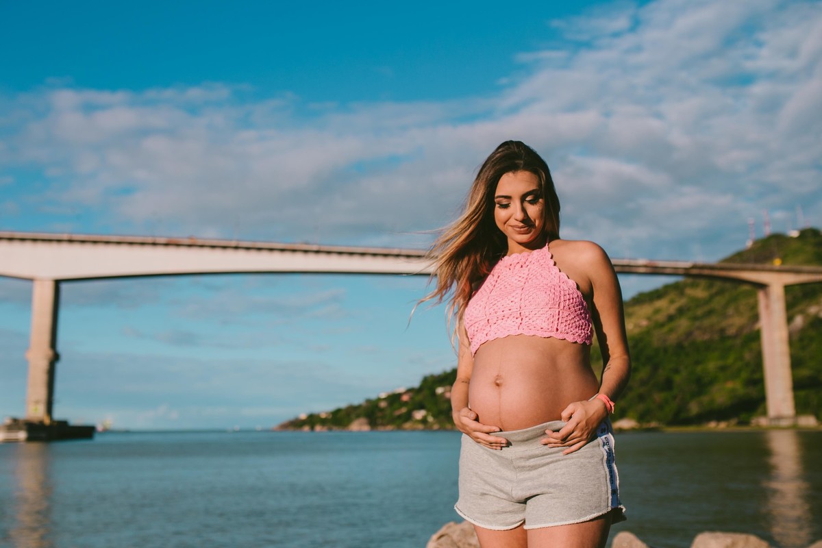 Gestante pregnant ensaio fotografico saudável book fotos vitória vila velha roupa leveza bebê segunda gestação neném fotografa 28 batalhao convento barriga praia
