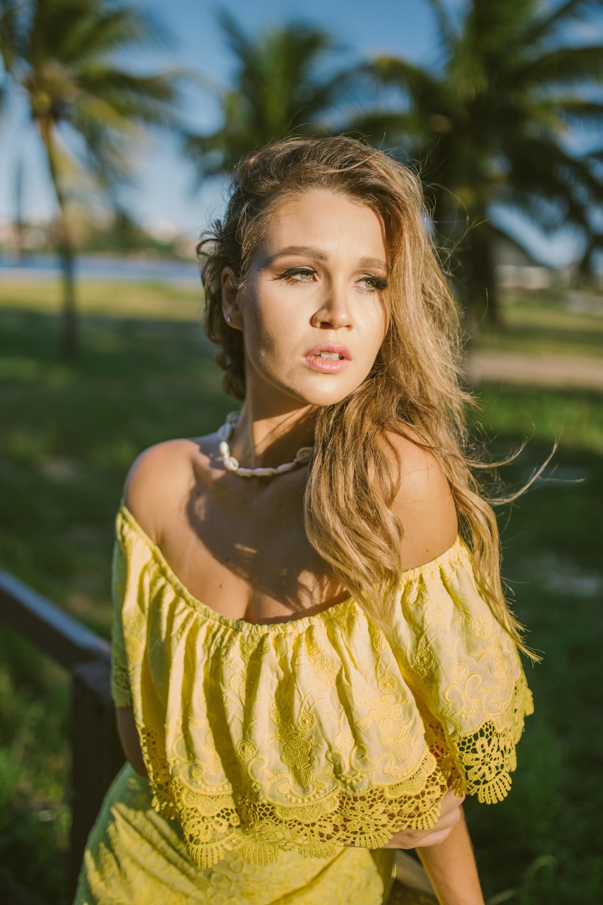 Moda vitoria editoral fashion capixaba fotos ensaio cute feminina look dia beauty girls make-up hair ensaio feminine book ilha frade canoa havaiana moda