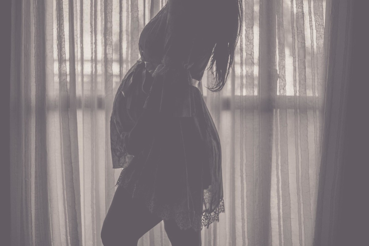 Gestante pregnant ensaio casa home saudável book fotos vitória vila velha lingerie roupa leveza bebê gestação neném Luana cecato