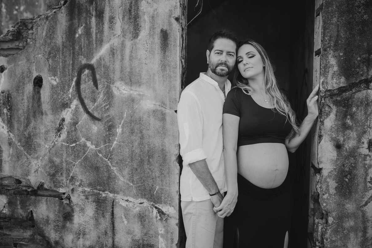 Gestante pregnant ensaio casa home saudável book fotos vitória vila velha roupa leveza bebê gestação neném por sol Golden hour ilha frade neném
