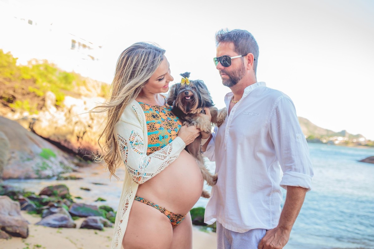 Gestante pregnant ensaio casa home saudável book fotos vitória vila velha roupa leveza bebê gestação neném por sol Golden hour ilha frade neném