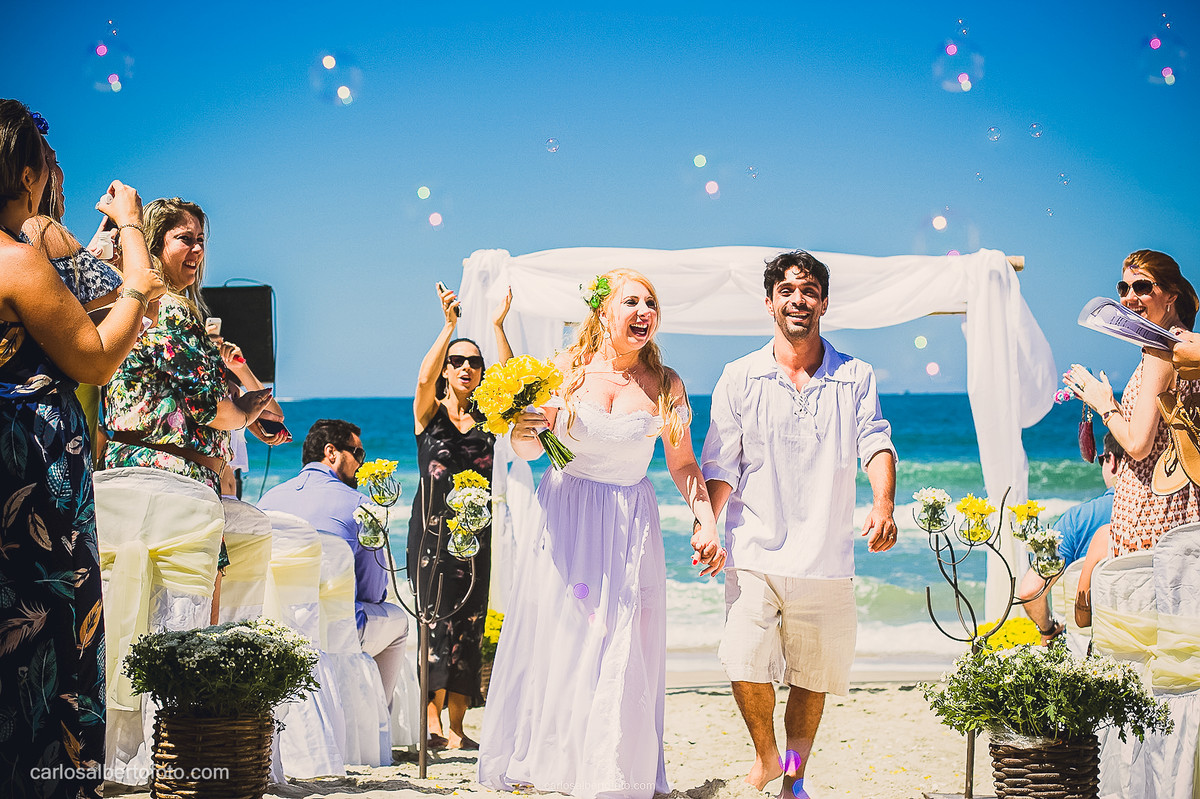 casamento na praia de pernambuco guarujá