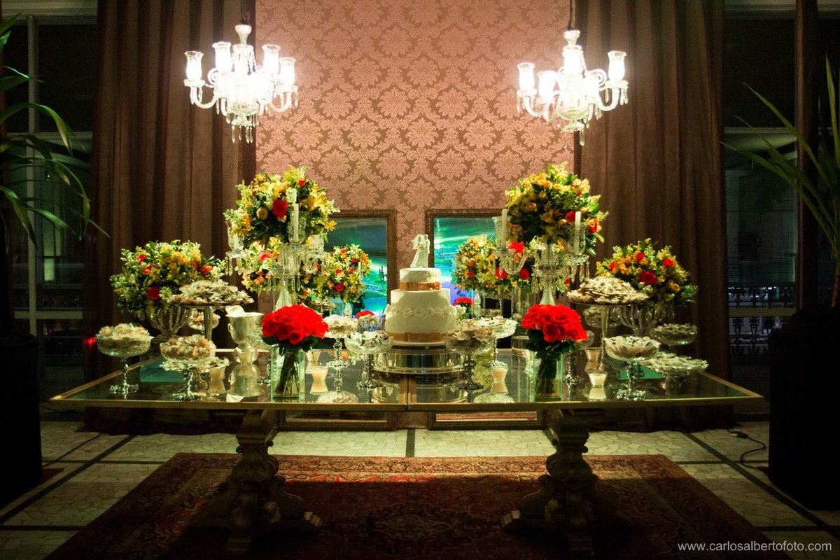 decoração da mesa de casamento