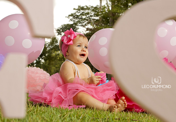 foto de criança em Sete Lagoas, fotógrafo de criança em Sete Lagoas, Smash The Cake em Sete Lagoas, menina, menino, princesa, aniversário de crinaça, fotos de aniversário, fotógrafo de aniversários,