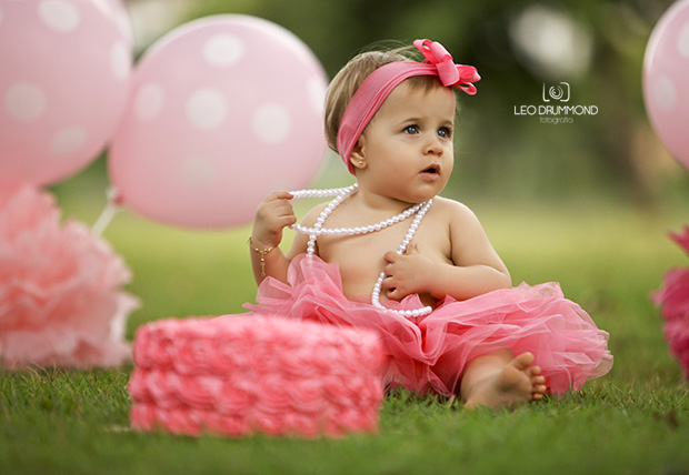 foto de criança em Sete Lagoas, fotógrafo de criança em Sete Lagoas, Smash The Cake em Sete Lagoas, menina, menino, princesa, aniversário de crinaça, fotos de aniversário, fotógrafo de aniversários,
