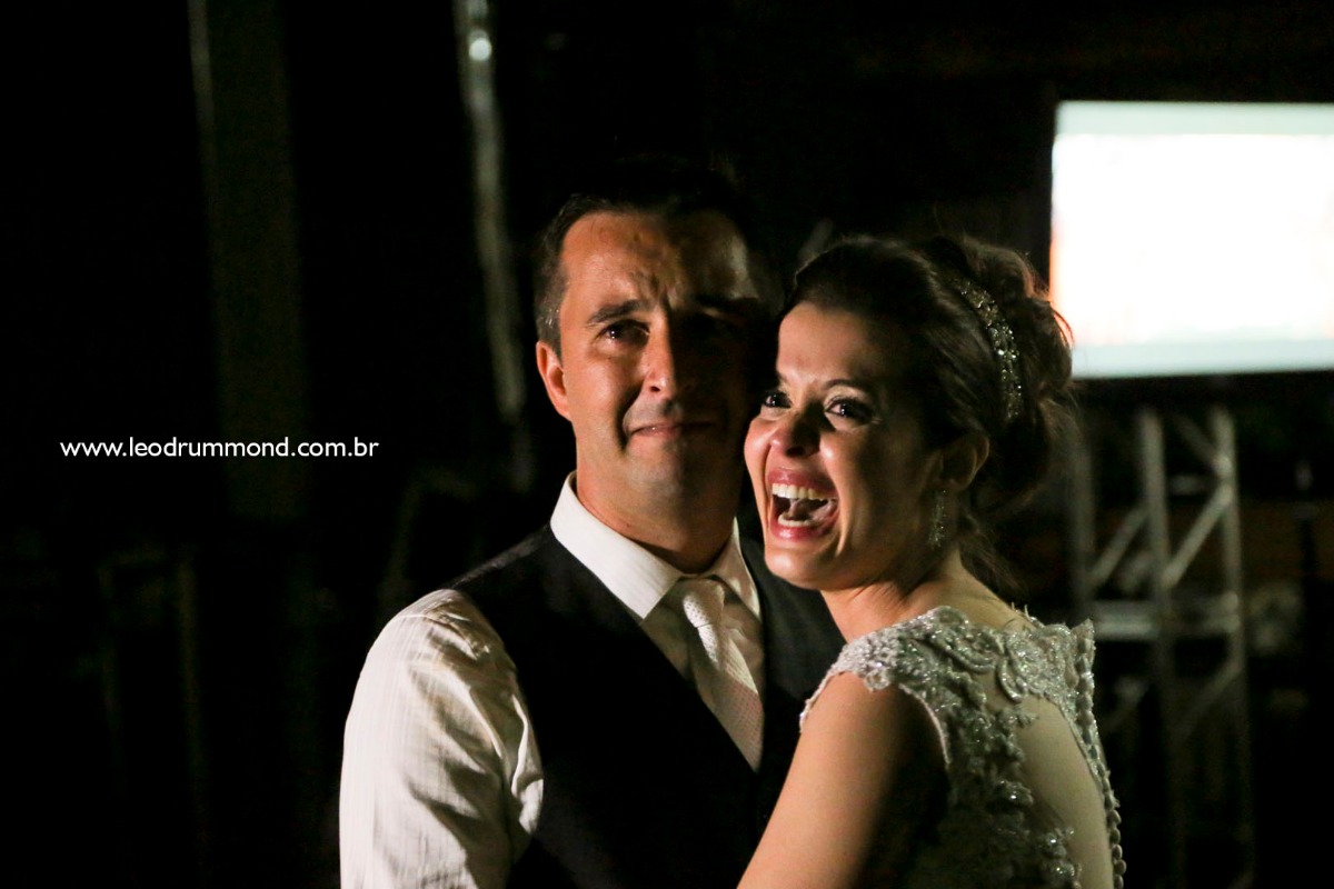 noivo, marquinho, making, caetanopolis, igreja matriz, casamento em, fotografo de casamento, dia especial, ceu azul, Carol e marquinho, desespetados, familia Dalle, festa, leite ao pe da vaca, emocao, video, same day