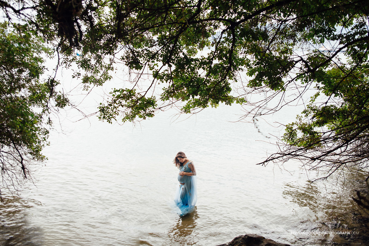 Sessão gestante da Camila em Ilhabela. A espera da bebê Lizzie. Gestação_mãe_grávida_gestante_ensaio_praia_cachoeira_sessão_fotos_fotografia_fernando_oliveira_fotografo