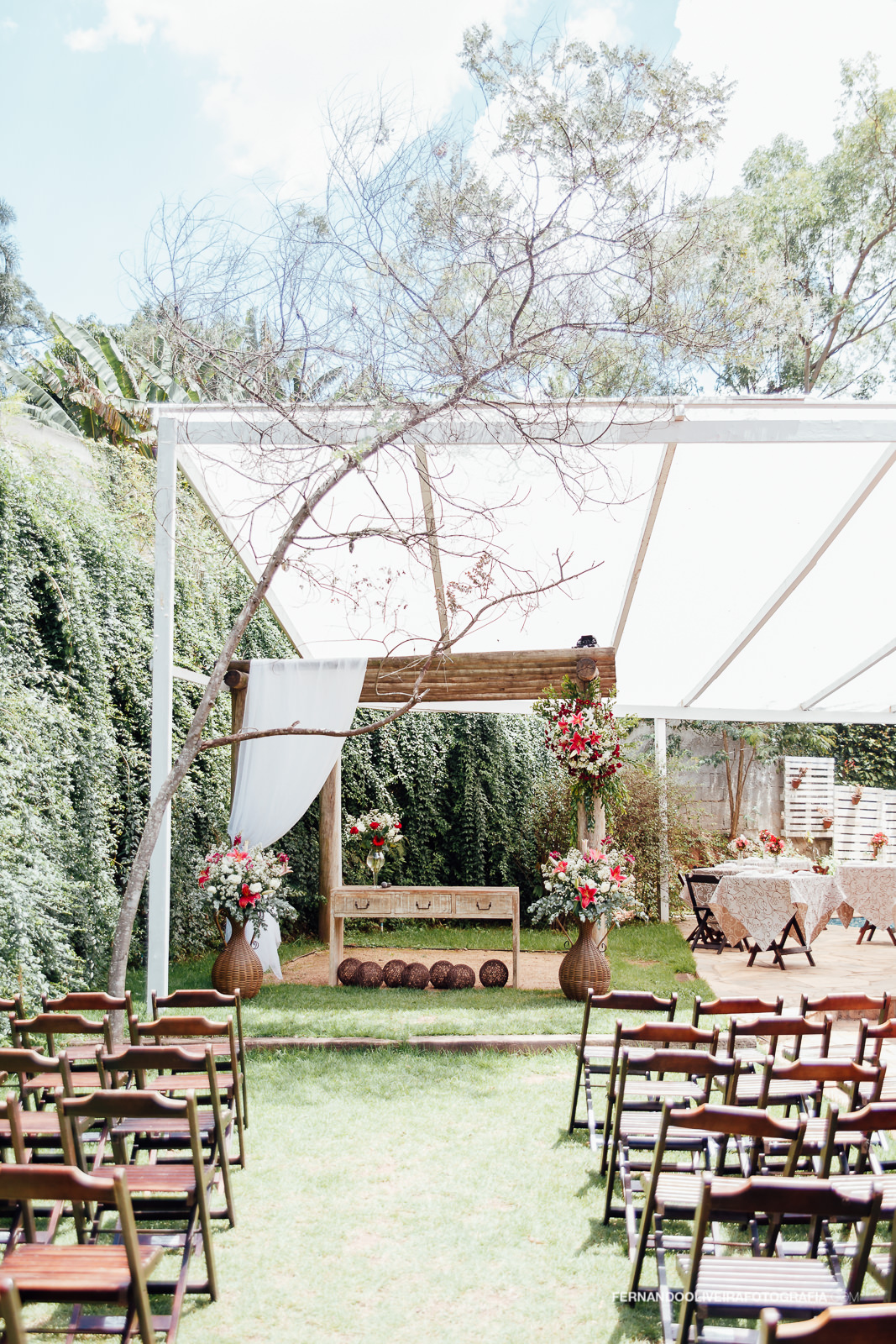 espaço de mini wedding casamenrto ao ar livre