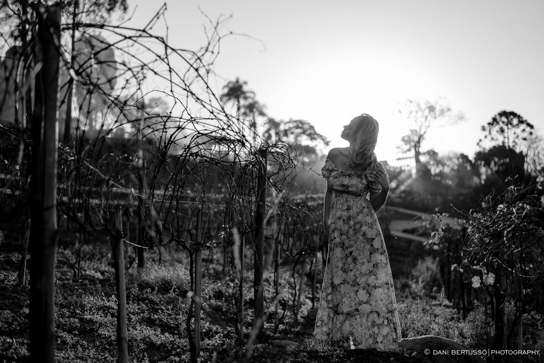 Ensaio fotográfico Feminino – Fotografia de 15 Anos - Fotografia de Casamento - Sessão de fotos - Editorial de Moda - Fotógrafa de Casamentos e Família em SP - Dani Bertusso - São Roque