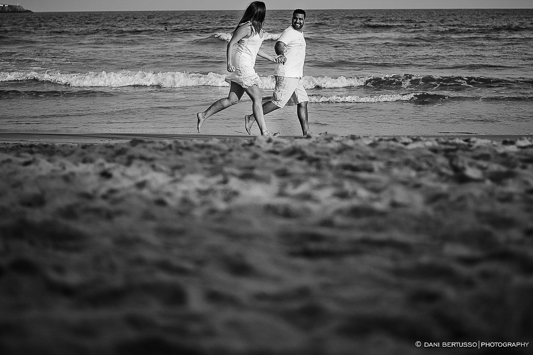 Ensaio fotográfico em Santos - Fotos na Bolsa do Café - Pre wedding - Destination wedding - Fotografia de Casamento - Sessão de fotos na Praia - Fotógrafa de Casamentos em SP - Dani Bertusso