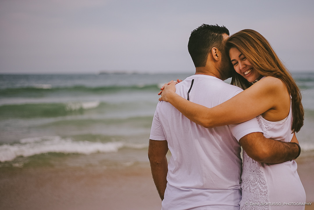 Ensaio fotográfico em Santos - Fotos na Bolsa do Café - Pre wedding - Destination wedding - Fotografia de Casamento - Sessão de fotos na Praia - Fotógrafa de Casamentos em SP - Dani Bertusso