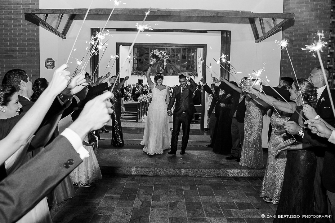 Casamento - Wedding - Destination wedding - Fotografia de Casamento - Fotógrafa de Casamentos em SP - Dani Bertusso - Igreja Bom Pastor - Espaço Armazem 465 Alphaville
