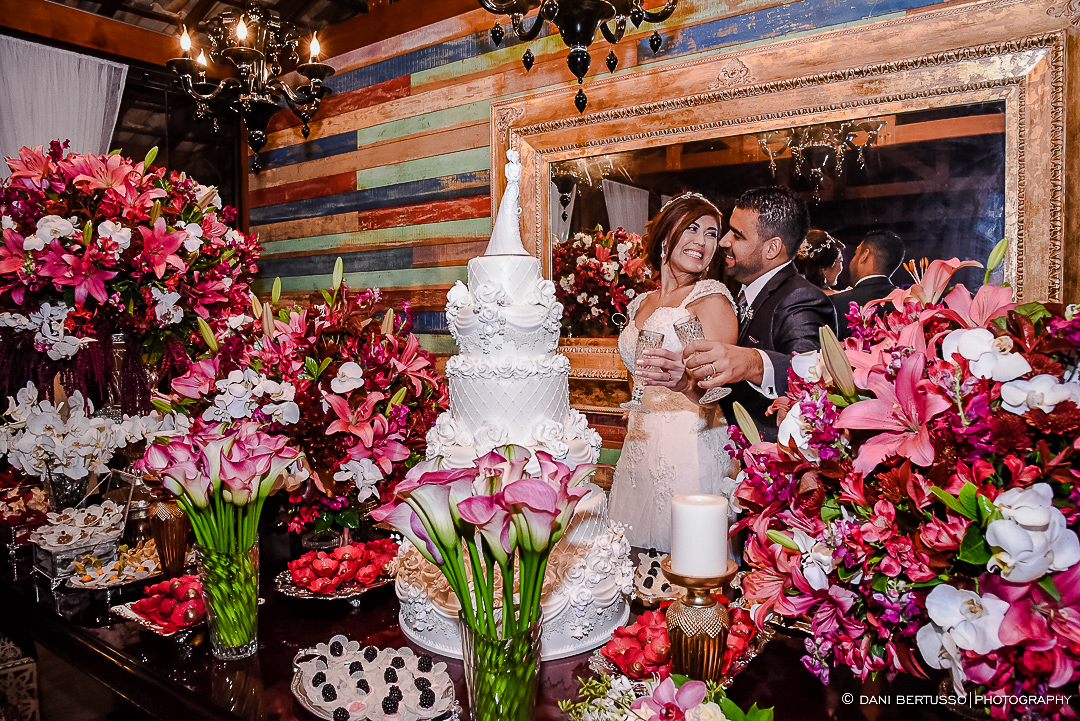 Casamento - Wedding - Destination wedding - Fotografia de Casamento - Fotógrafa de Casamentos em SP - Dani Bertusso - Igreja Bom Pastor - Espaço Armazem 465 Alphaville
