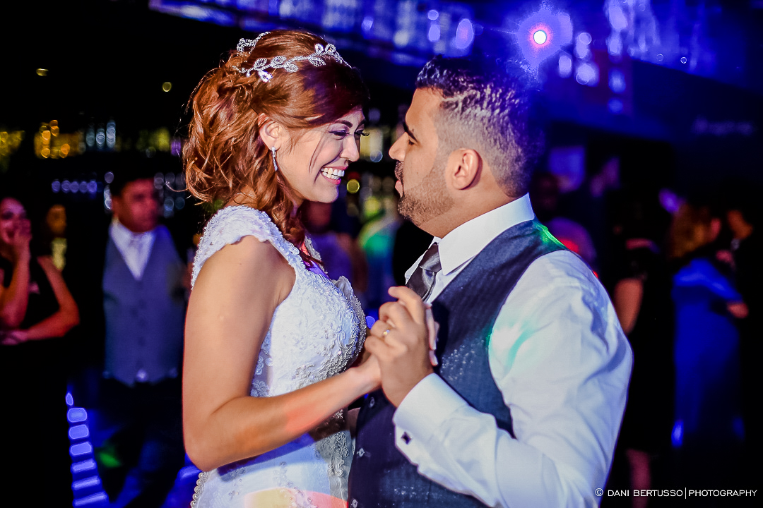 Casamento - Wedding - Destination wedding - Fotografia de Casamento - Fotógrafa de Casamentos em SP - Dani Bertusso - Igreja Bom Pastor - Espaço Armazem 465 Alphaville