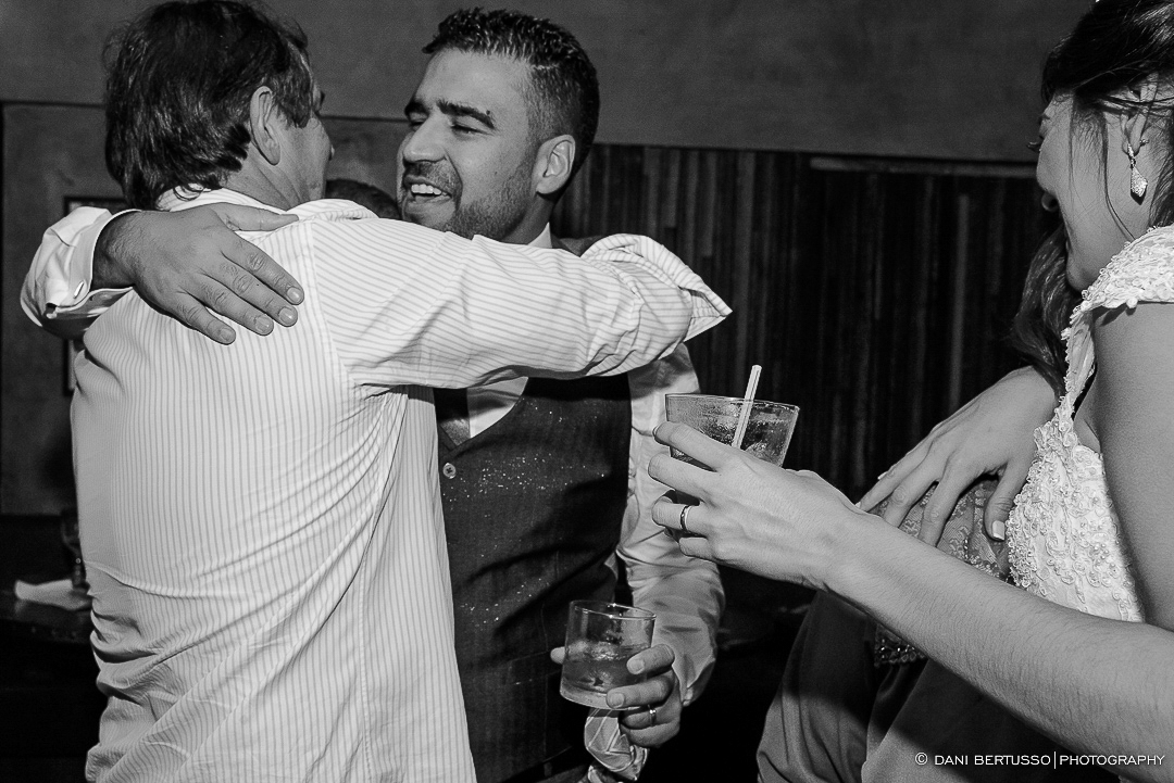 Casamento - Wedding - Destination wedding - Fotografia de Casamento - Fotógrafa de Casamentos em SP - Dani Bertusso - Igreja Bom Pastor - Espaço Armazem 465 Alphaville