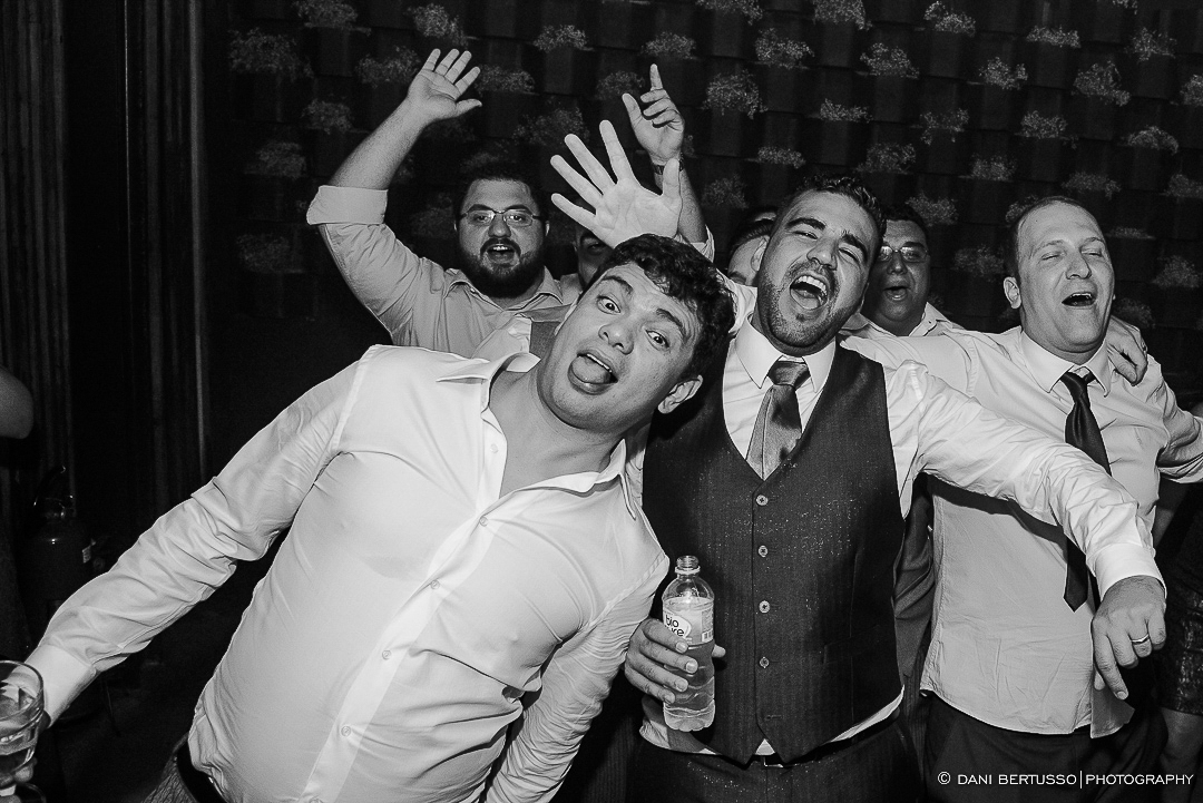 Casamento - Wedding - Destination wedding - Fotografia de Casamento - Fotógrafa de Casamentos em SP - Dani Bertusso - Igreja Bom Pastor - Espaço Armazem 465 Alphaville