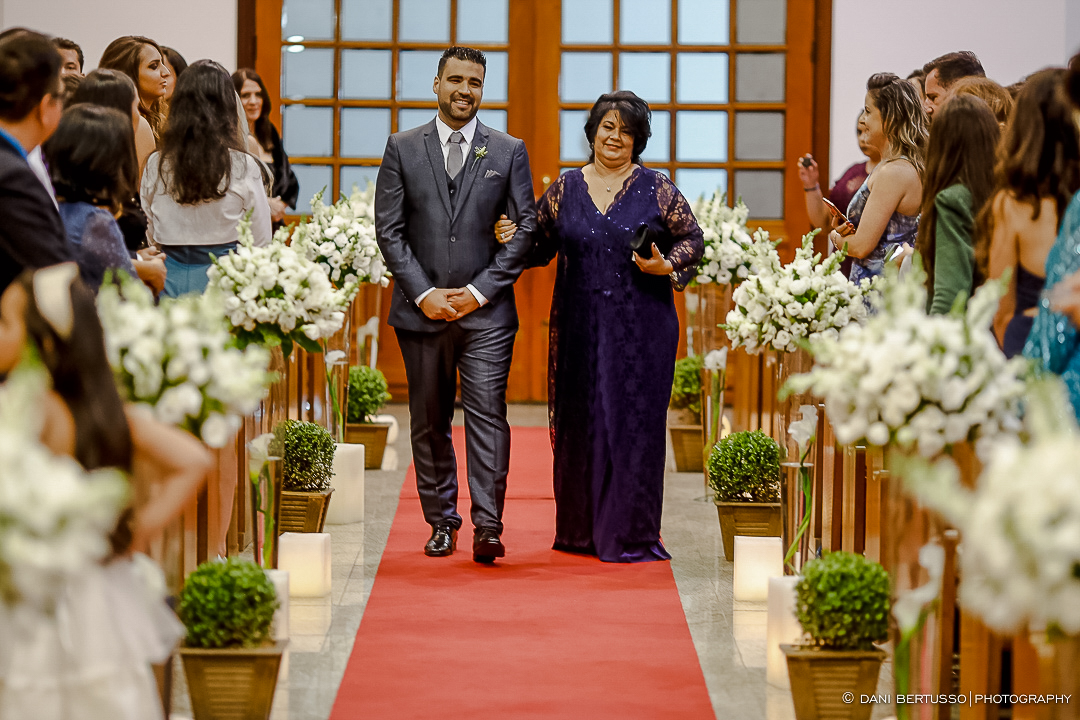 Casamento - Wedding - Destination wedding - Fotografia de Casamento - Fotógrafa de Casamentos em SP - Dani Bertusso - Igreja Bom Pastor - Espaço Armazem 465 Alphaville