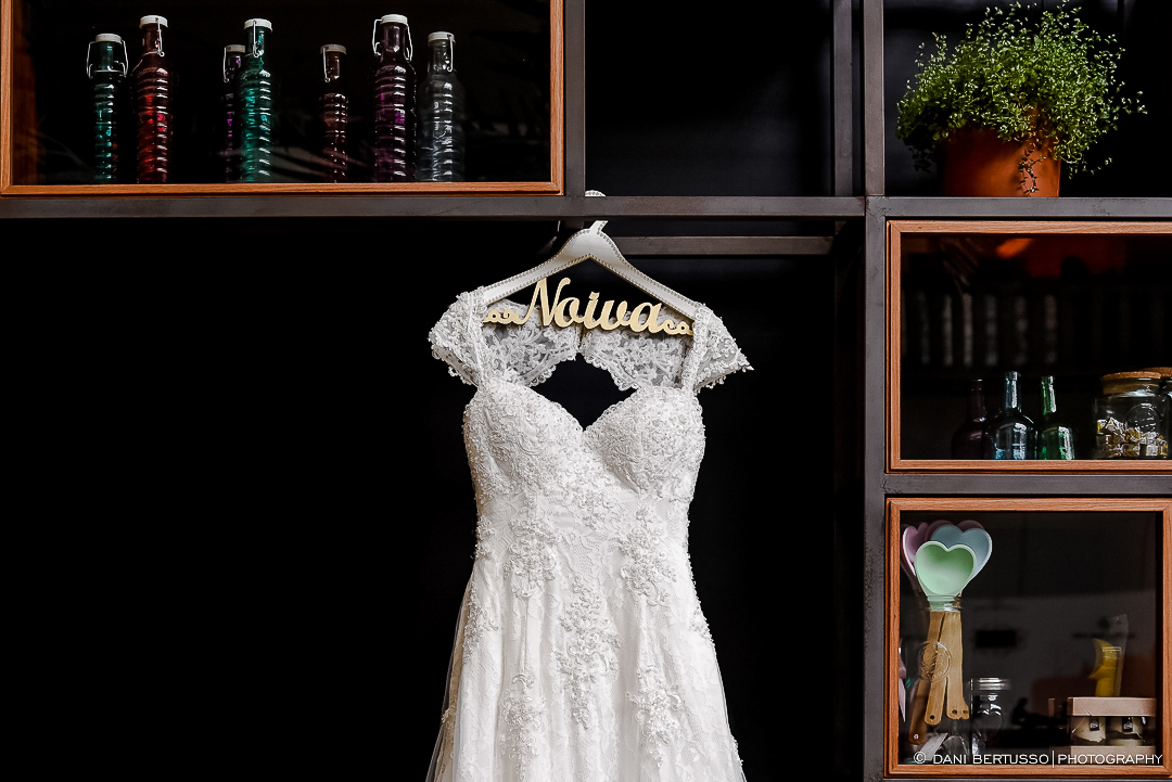 Casamento - Wedding - Destination wedding - Fotografia de Casamento - Fotógrafa de Casamentos em SP - Dani Bertusso - Igreja Bom Pastor - Espaço Armazem 465 Alphaville