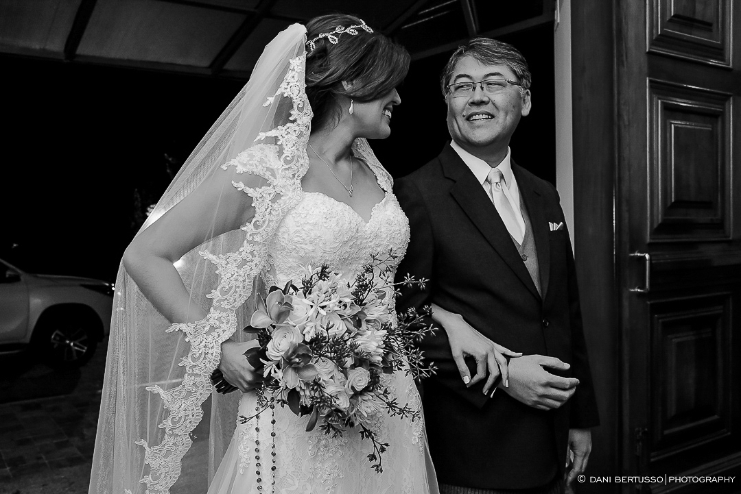 Casamento - Wedding - Destination wedding - Fotografia de Casamento - Fotógrafa de Casamentos em SP - Dani Bertusso - Igreja Bom Pastor - Espaço Armazem 465 Alphaville
