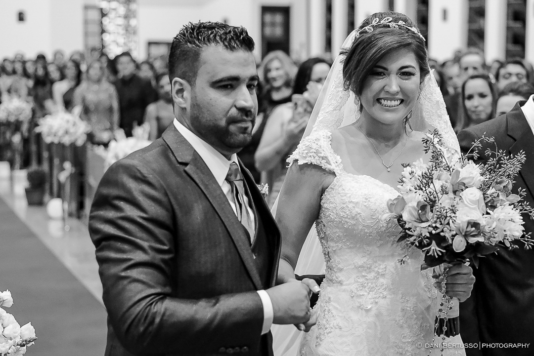 Casamento - Wedding - Destination wedding - Fotografia de Casamento - Fotógrafa de Casamentos em SP - Dani Bertusso - Igreja Bom Pastor - Espaço Armazem 465 Alphaville