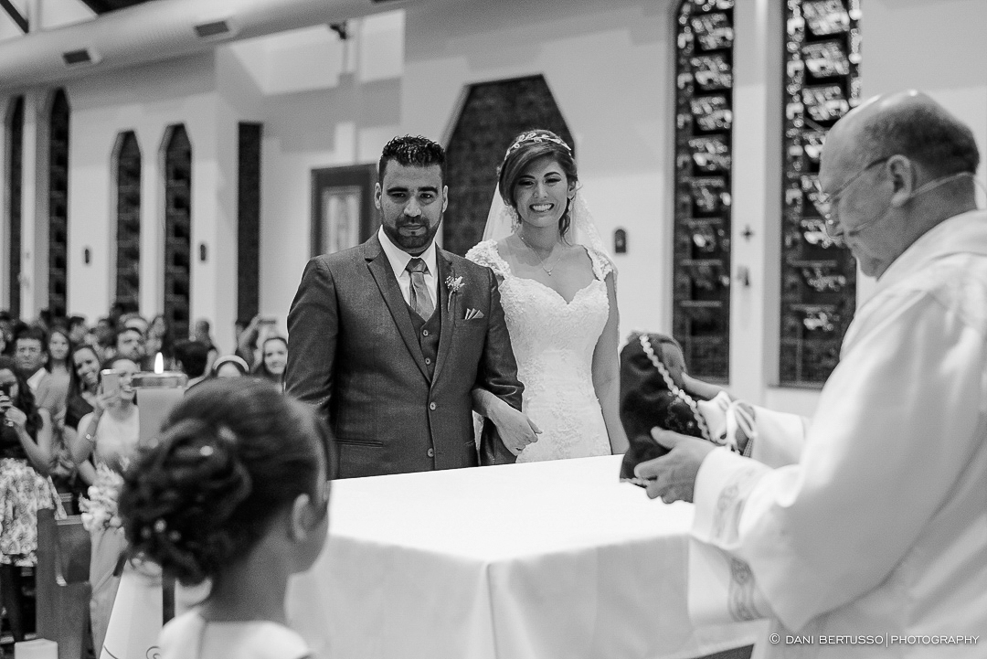 Casamento - Wedding - Destination wedding - Fotografia de Casamento - Fotógrafa de Casamentos em SP - Dani Bertusso - Igreja Bom Pastor - Espaço Armazem 465 Alphaville