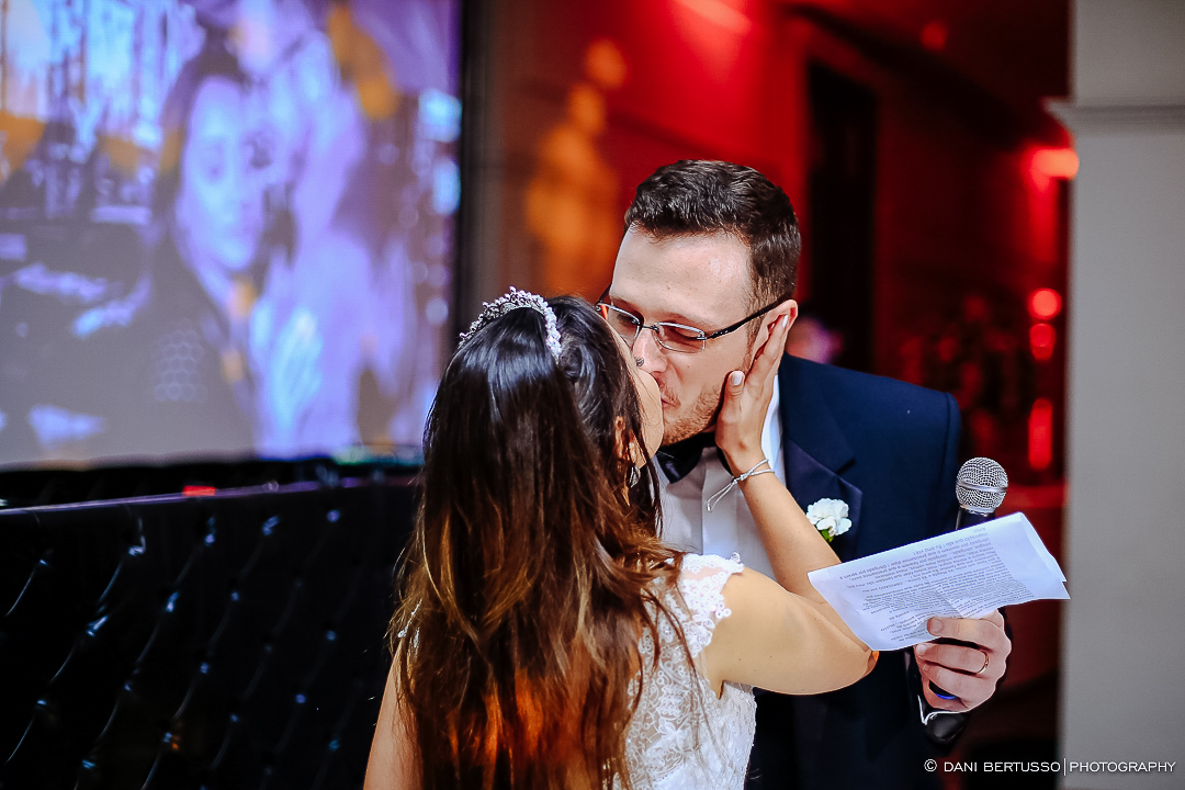 Casamento - Wedding - Destination wedding - Fotografia de Casamento - Fotógrafa de Casamentos em SP - Dani Bertusso - Igreja São José do Jardim Europa - Buffet Torres São Paulo