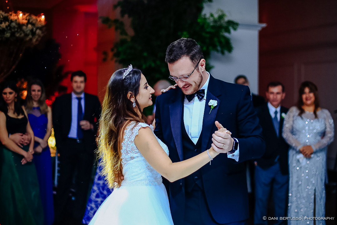Casamento - Wedding - Destination wedding - Fotografia de Casamento - Fotógrafa de Casamentos em SP - Dani Bertusso - Igreja São José do Jardim Europa - Buffet Torres São Paulo