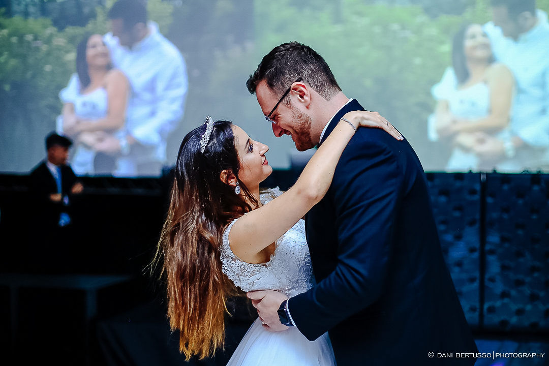 Casamento - Wedding - Destination wedding - Fotografia de Casamento - Fotógrafa de Casamentos em SP - Dani Bertusso - Igreja São José do Jardim Europa - Buffet Torres São Paulo