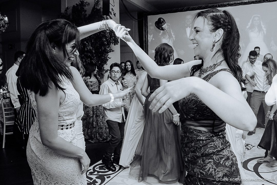 Casamento - Wedding - Destination wedding - Fotografia de Casamento - Fotógrafa de Casamentos em SP - Dani Bertusso - Igreja São José do Jardim Europa - Buffet Torres São Paulo