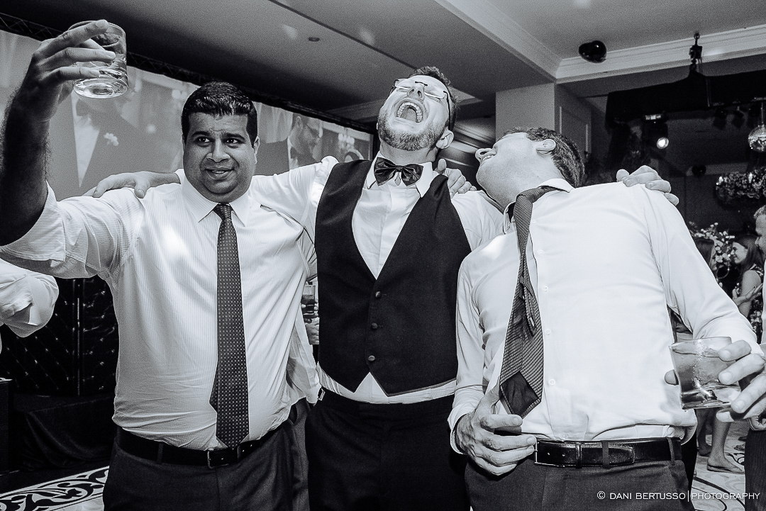 Casamento - Wedding - Destination wedding - Fotografia de Casamento - Fotógrafa de Casamentos em SP - Dani Bertusso - Igreja São José do Jardim Europa - Buffet Torres São Paulo
