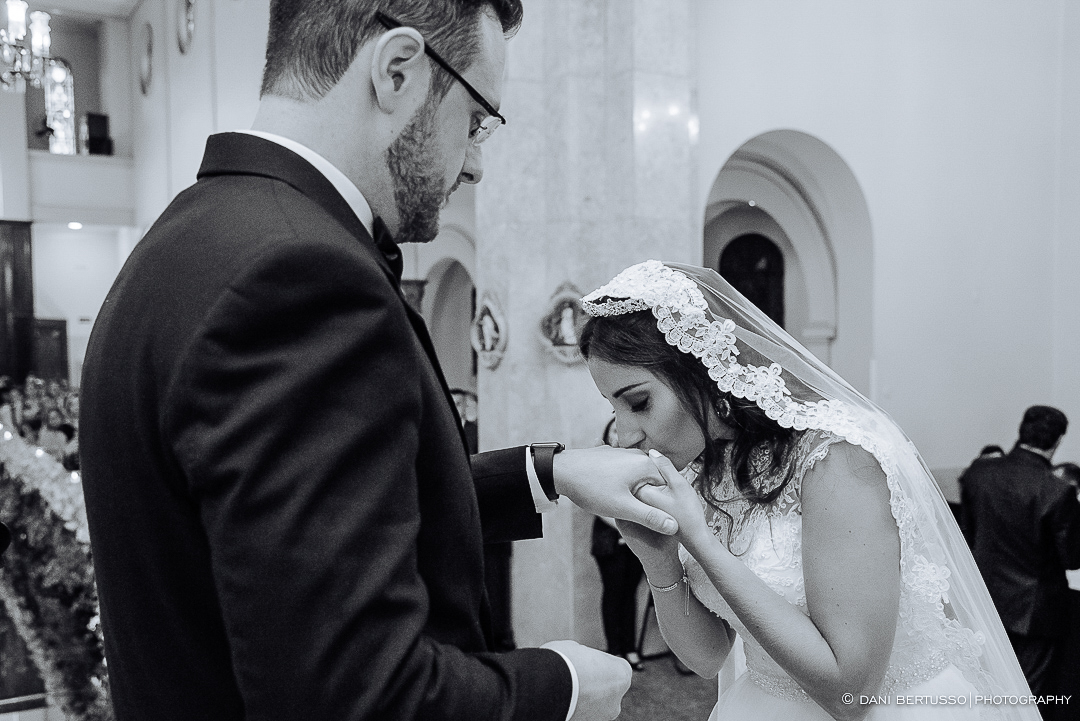 Casamento - Wedding - Destination wedding - Fotografia de Casamento - Fotógrafa de Casamentos em SP - Dani Bertusso - Igreja São José do Jardim Europa - Buffet Torres São Paulo