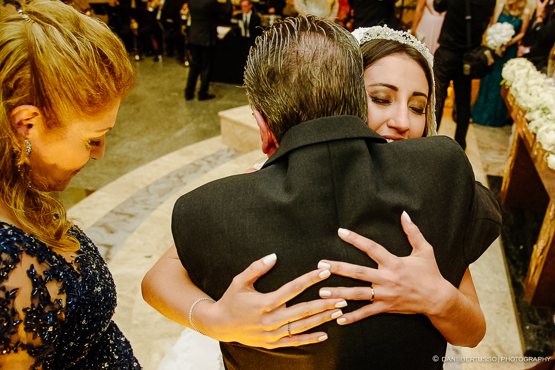 Casamento - Wedding - Destination wedding - Fotografia de Casamento - Fotógrafa de Casamentos em SP - Dani Bertusso - Igreja São José do Jardim Europa - Buffet Torres São Paulo