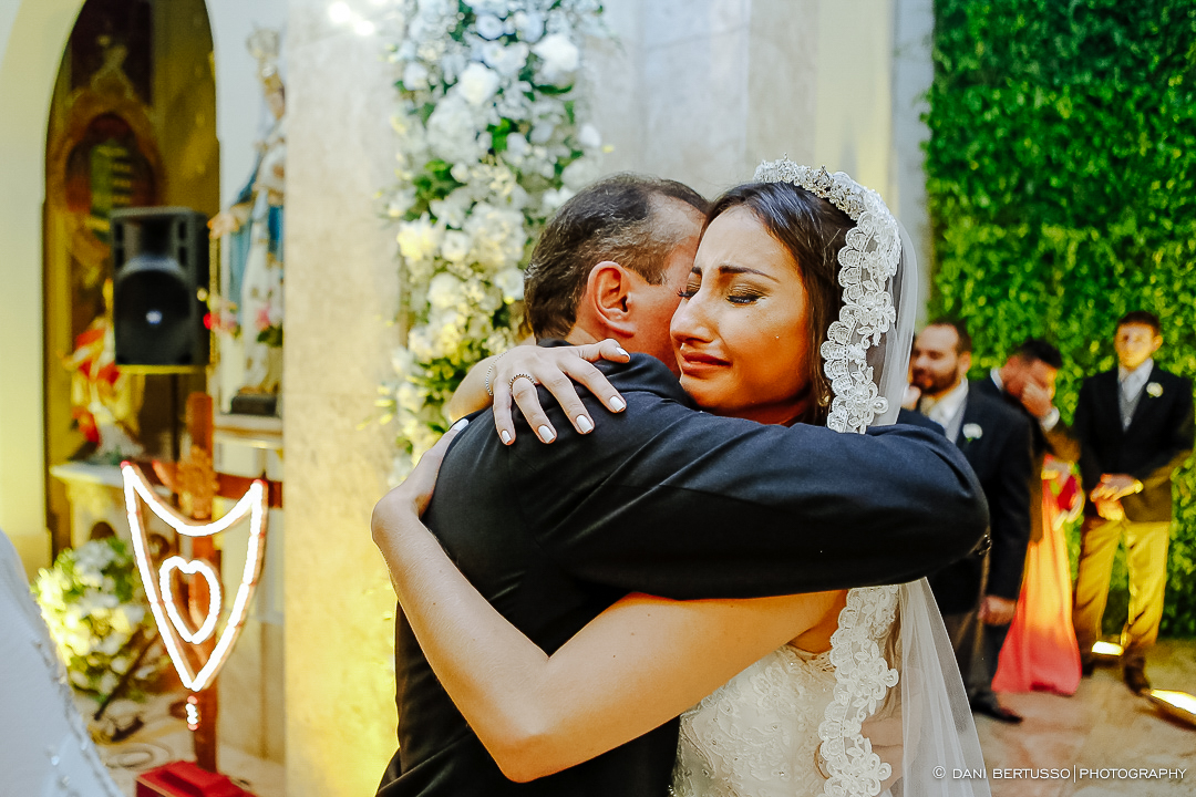 Casamento - Wedding - Destination wedding - Fotografia de Casamento - Fotógrafa de Casamentos em SP - Dani Bertusso - Igreja São José do Jardim Europa - Buffet Torres São Paulo