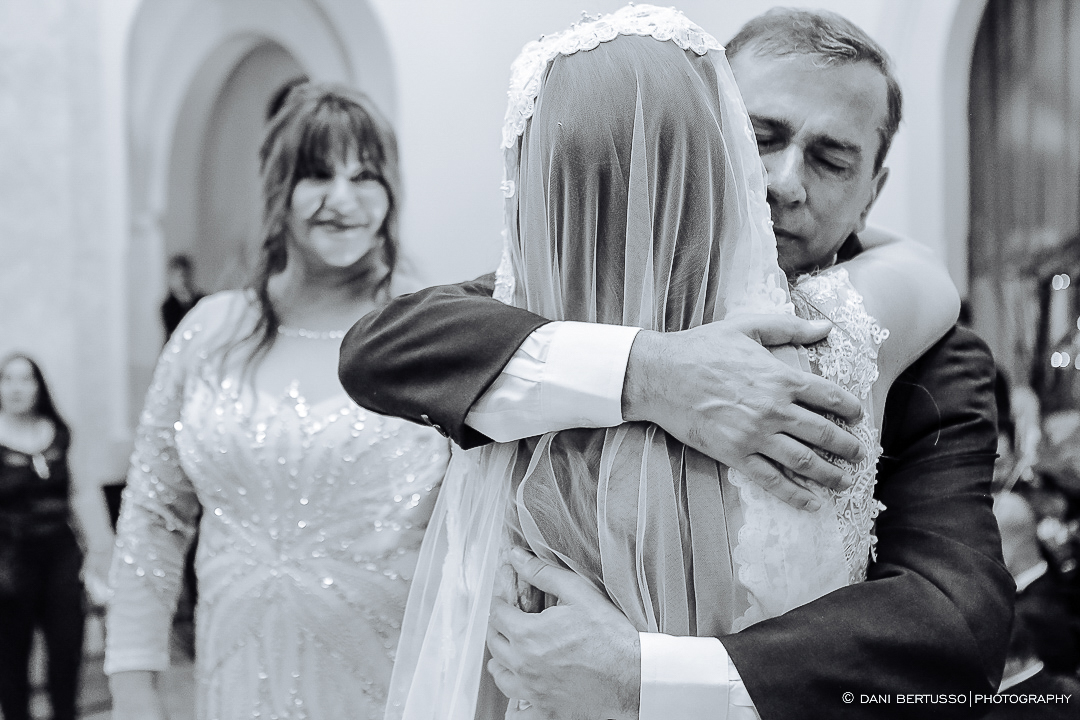 Casamento - Wedding - Destination wedding - Fotografia de Casamento - Fotógrafa de Casamentos em SP - Dani Bertusso - Igreja São José do Jardim Europa - Buffet Torres São Paulo