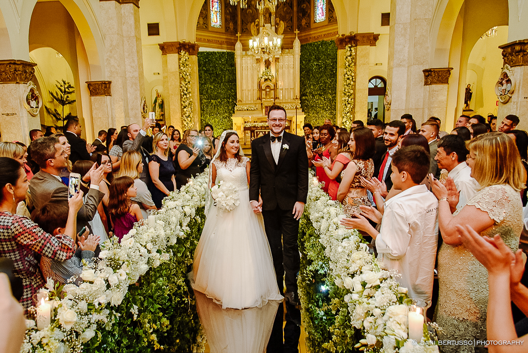 Casamento - Wedding - Destination wedding - Fotografia de Casamento - Fotógrafa de Casamentos em SP - Dani Bertusso - Igreja São José do Jardim Europa - Buffet Torres São Paulo