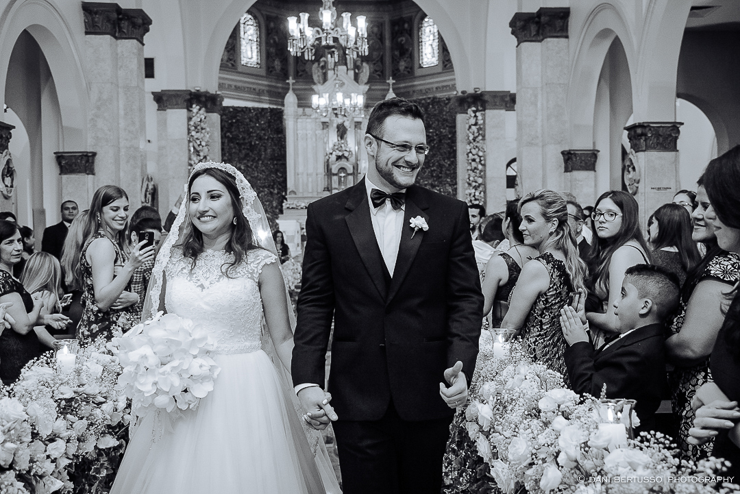 Casamento - Wedding - Destination wedding - Fotografia de Casamento - Fotógrafa de Casamentos em SP - Dani Bertusso - Igreja São José do Jardim Europa - Buffet Torres São Paulo