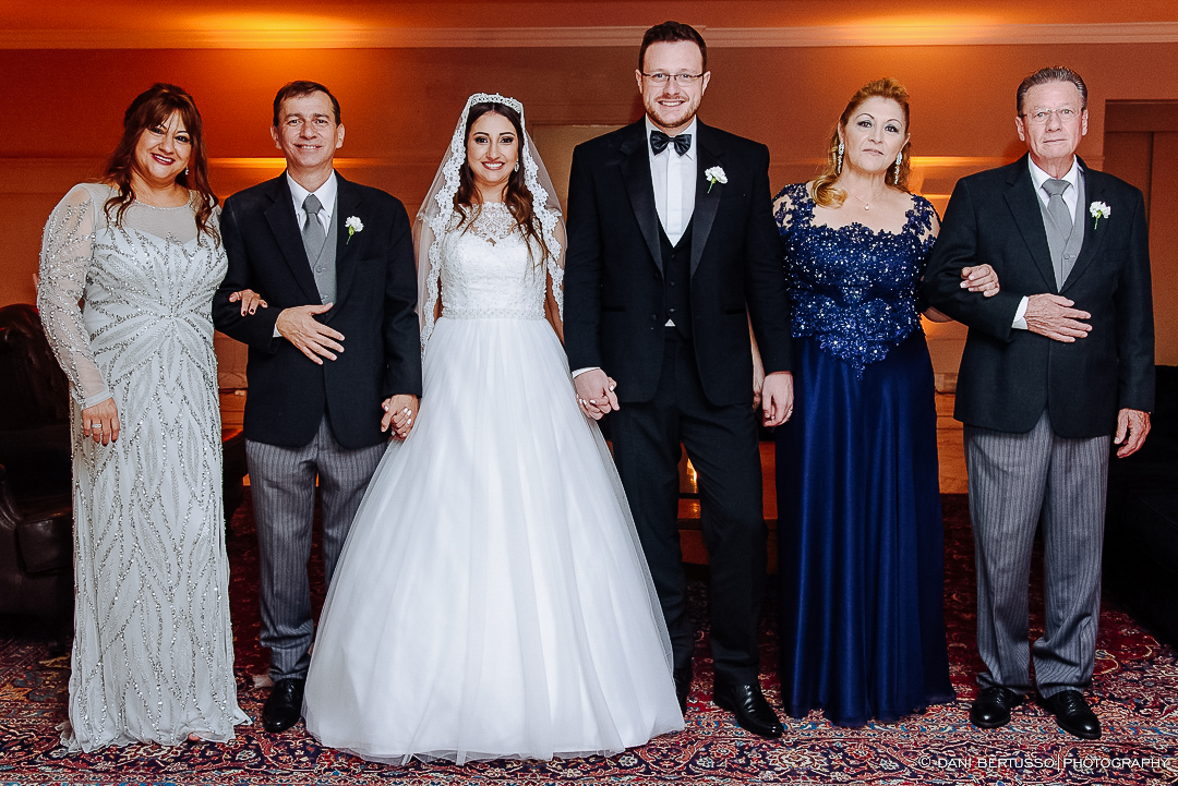 Casamento - Wedding - Destination wedding - Fotografia de Casamento - Fotógrafa de Casamentos em SP - Dani Bertusso - Igreja São José do Jardim Europa - Buffet Torres São Paulo